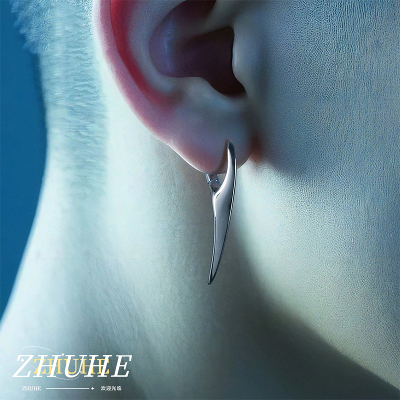 Curved Spike Ear Hoops, Jewelr - Men Accessories Look ulasan dan harga