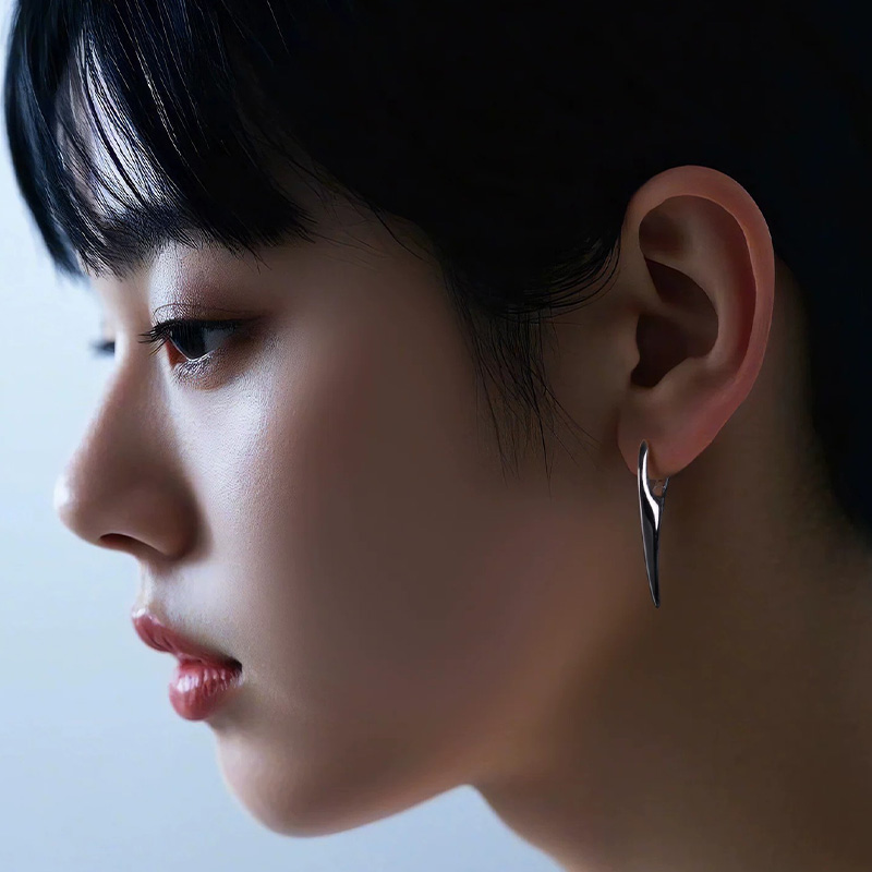 Curved Spike Ear Hoops, Jewelr - Men Accessories Look ulasan dan harga
