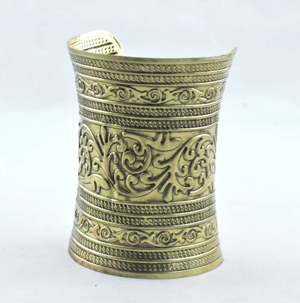 Vintage Alloy Wide Cuff Bracel - Men Accessories India ulasan dan harga