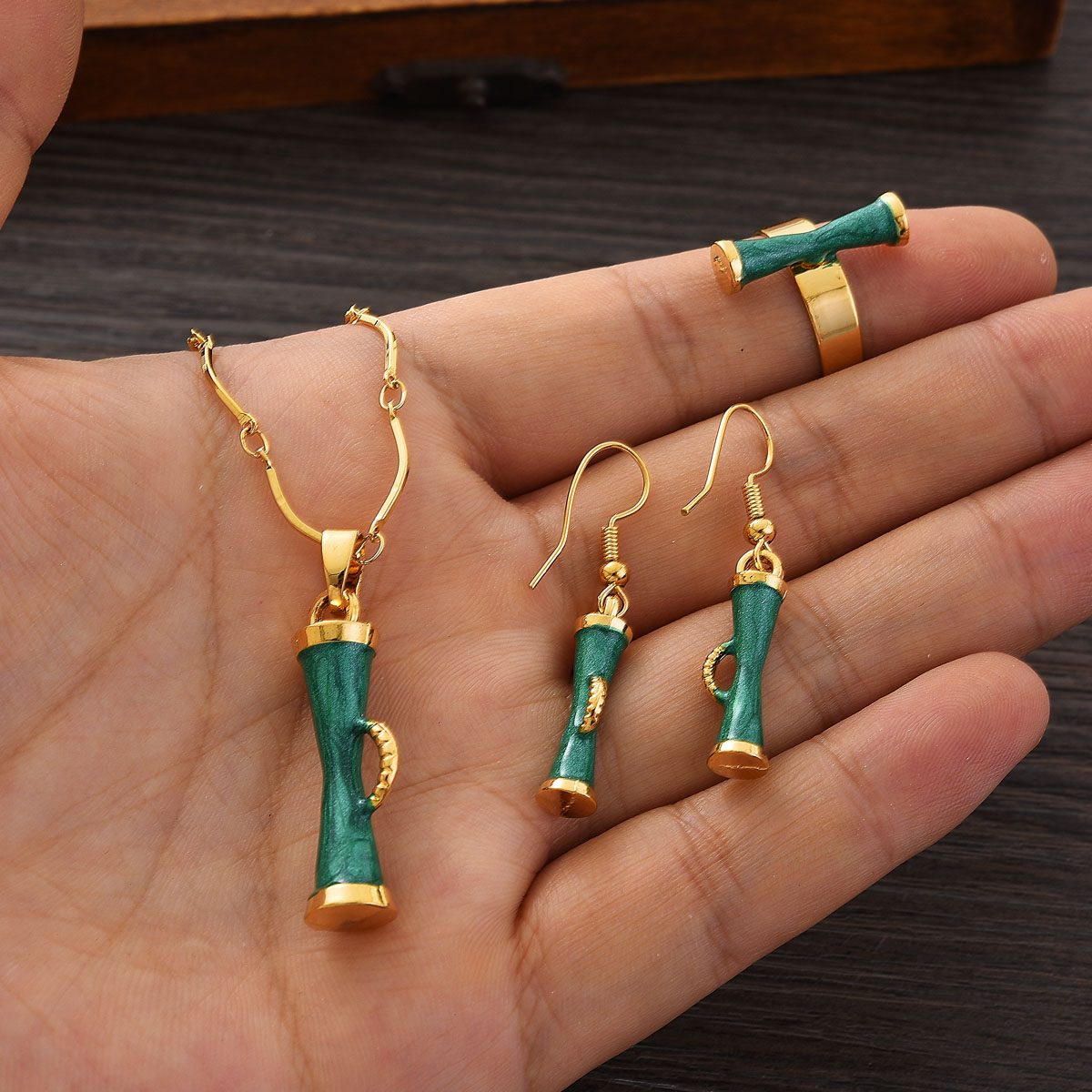 Fashion PNG Gold Color Jewelry - Men Accessories India ulasan dan harga